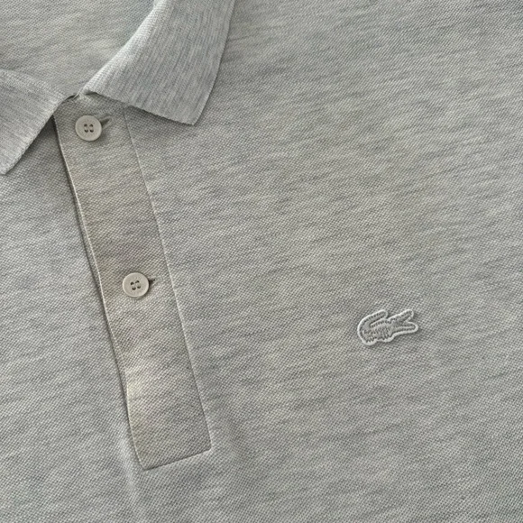 Lacoste Men's Light Gray Polo Shirt with Navy Accents - Picture 3 of 11